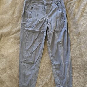 Athleta WoMen's Light Gray Cargo Pants